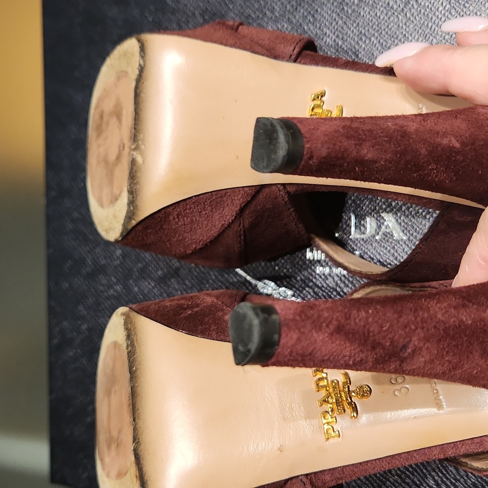 Burgundy suede Prada heels.  EUC. - Picture 7 of 9